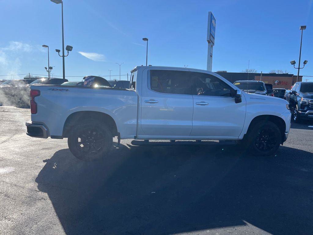 Used 2019 Chevrolet Silverado 1500 LTZ w/ LTZ Premium Package AWD/4WD image 6