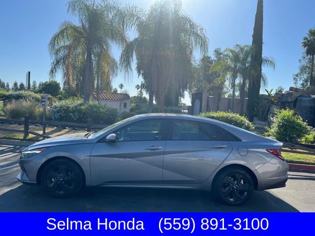 Used 2023 Hyundai Elantra SEL FWD video 1