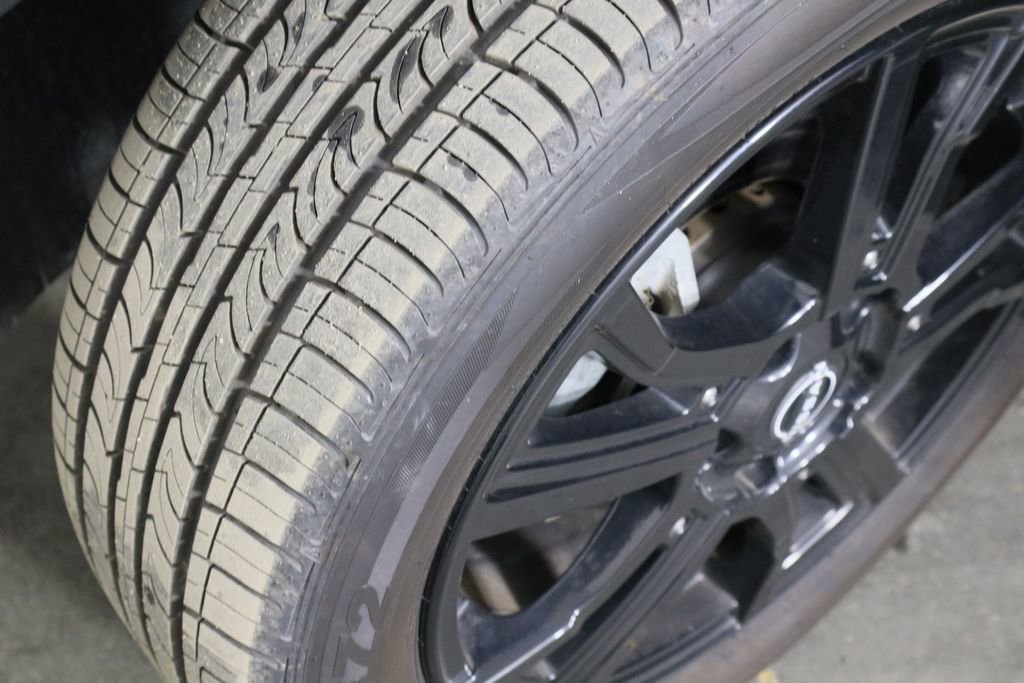 Used 2022 Nissan Kicks SR image 35