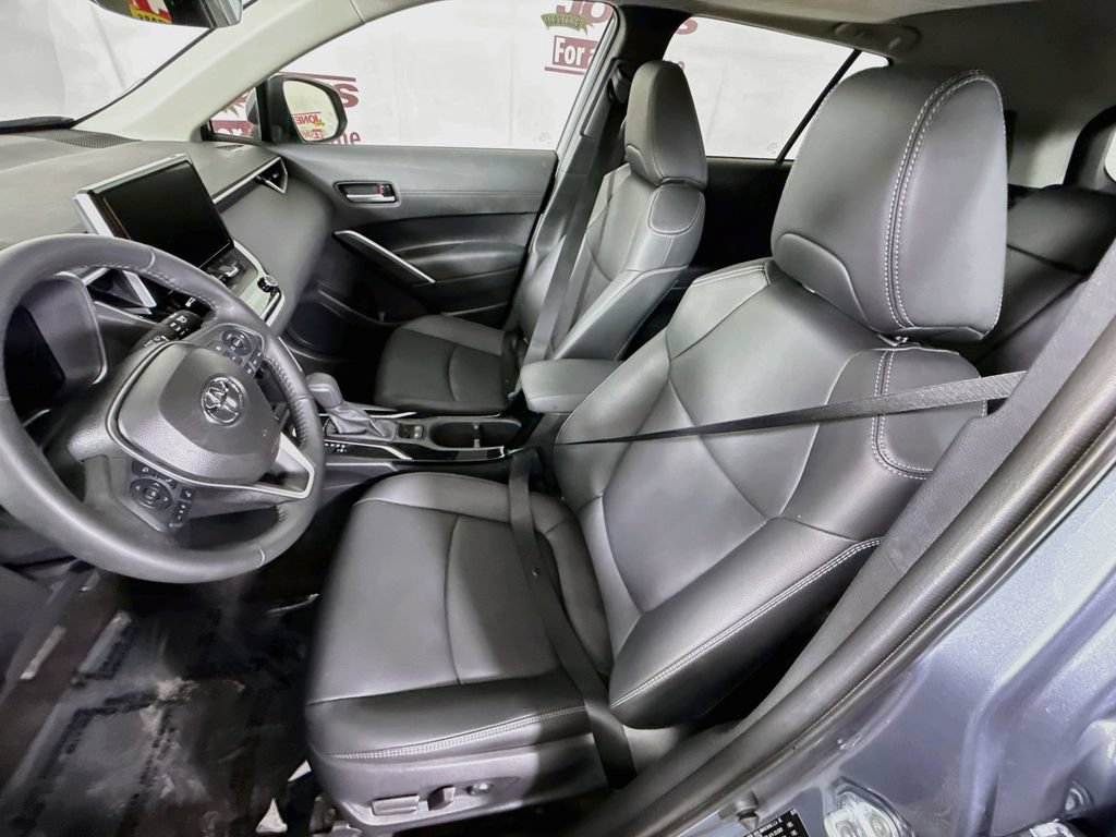 Certified 2025 Toyota Corolla Cross XLE w/ Convenience Package AWD/4WD image 26