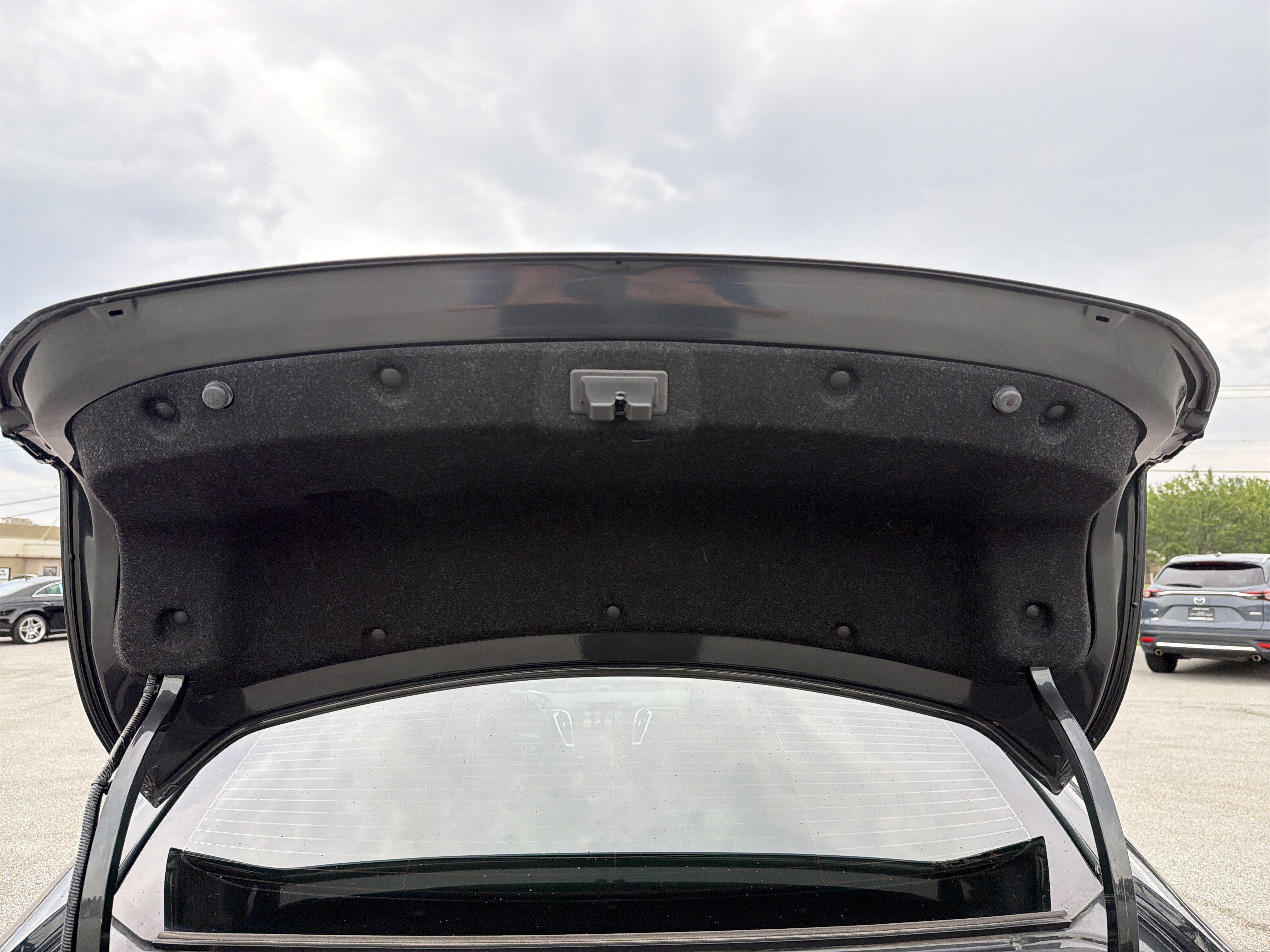Used 2017 Chevrolet Malibu LT FWD image 14