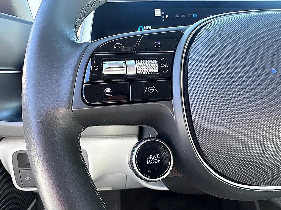 Certified 2025 Hyundai Ioniq 6 SEL image 17