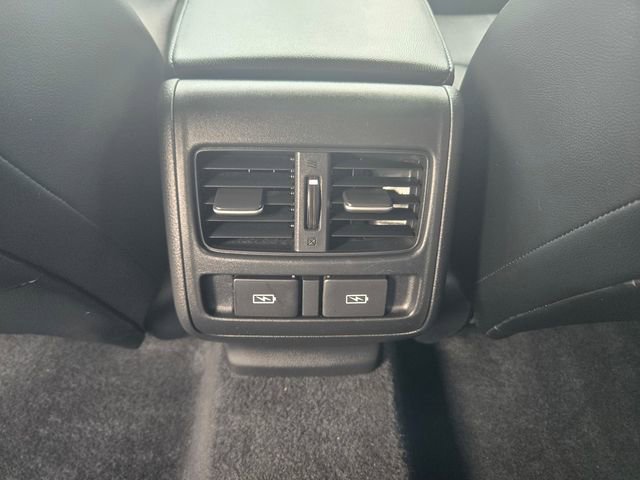 Used 2022 Honda Accord Touring image 10