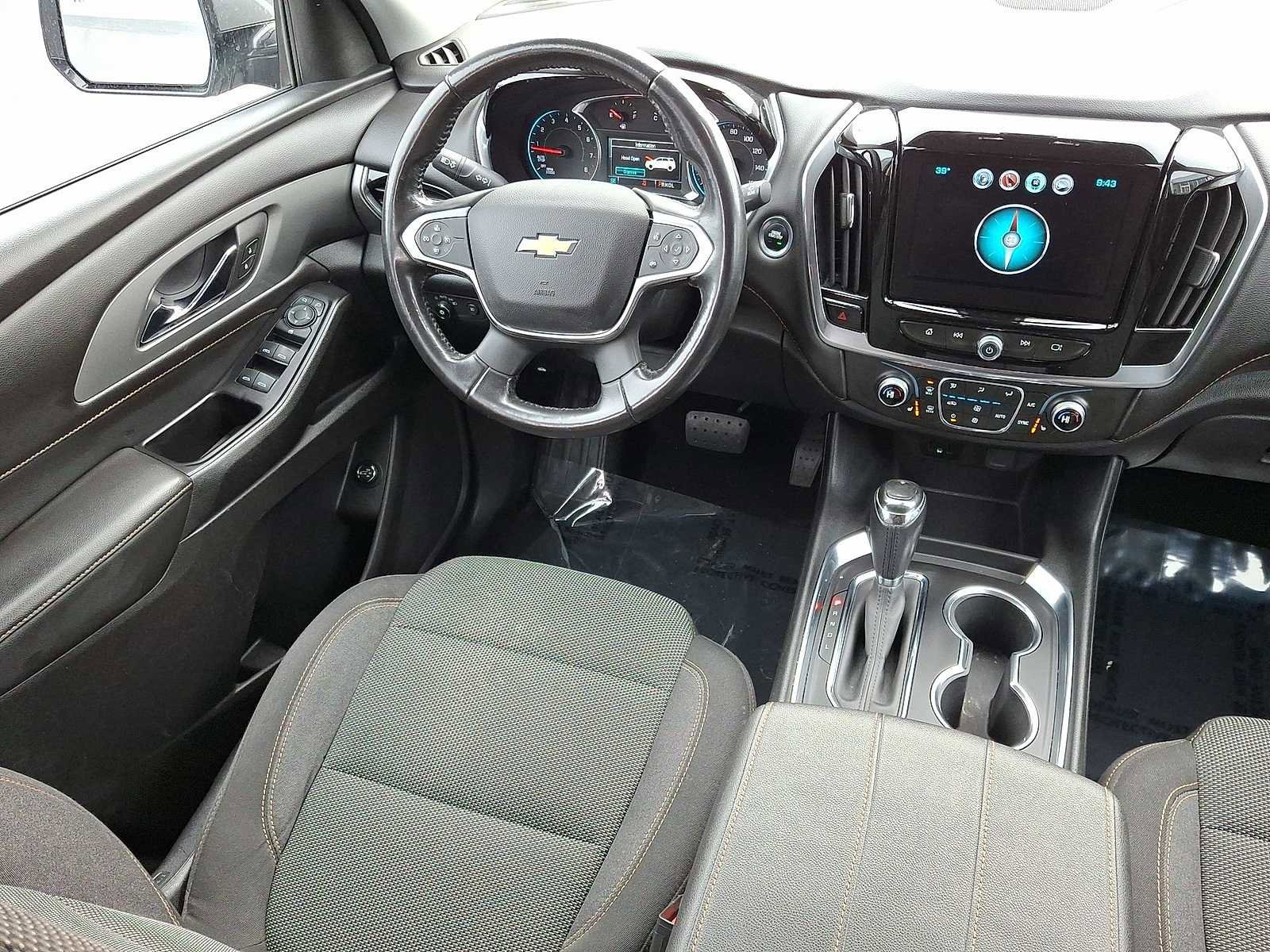 Certified 2018 Chevrolet Traverse LT image 10