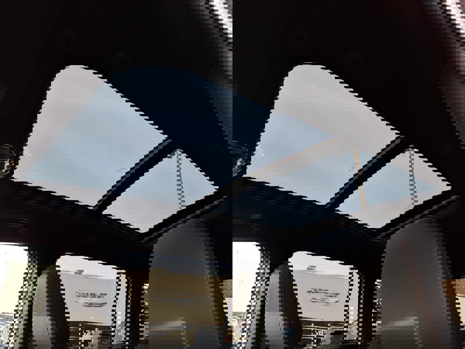 New 2026 Jeep Cherokee Overland image 8