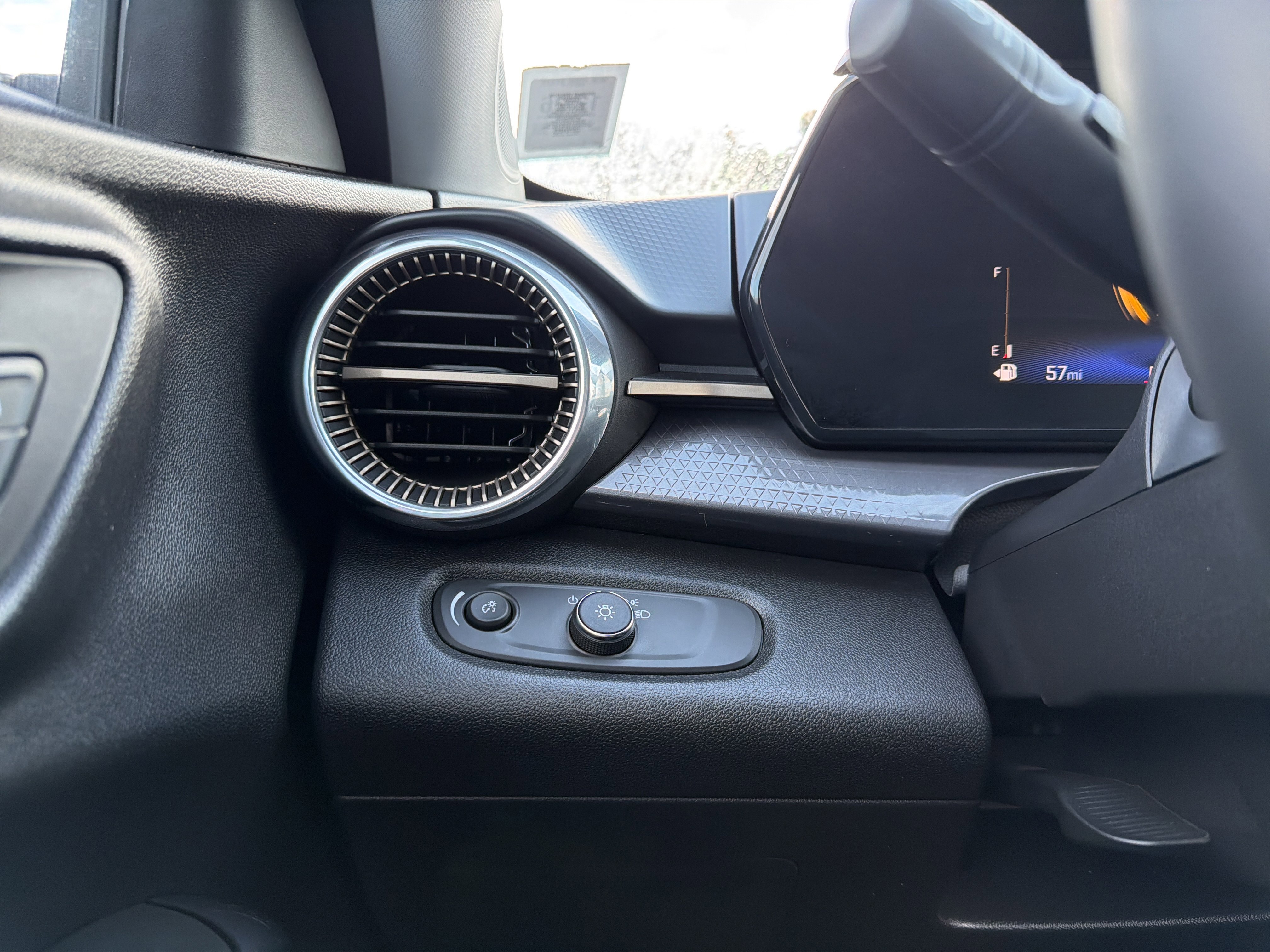 Certified 2024 Chevrolet Trax ACTIV w/ Driver Confidence Package image 24