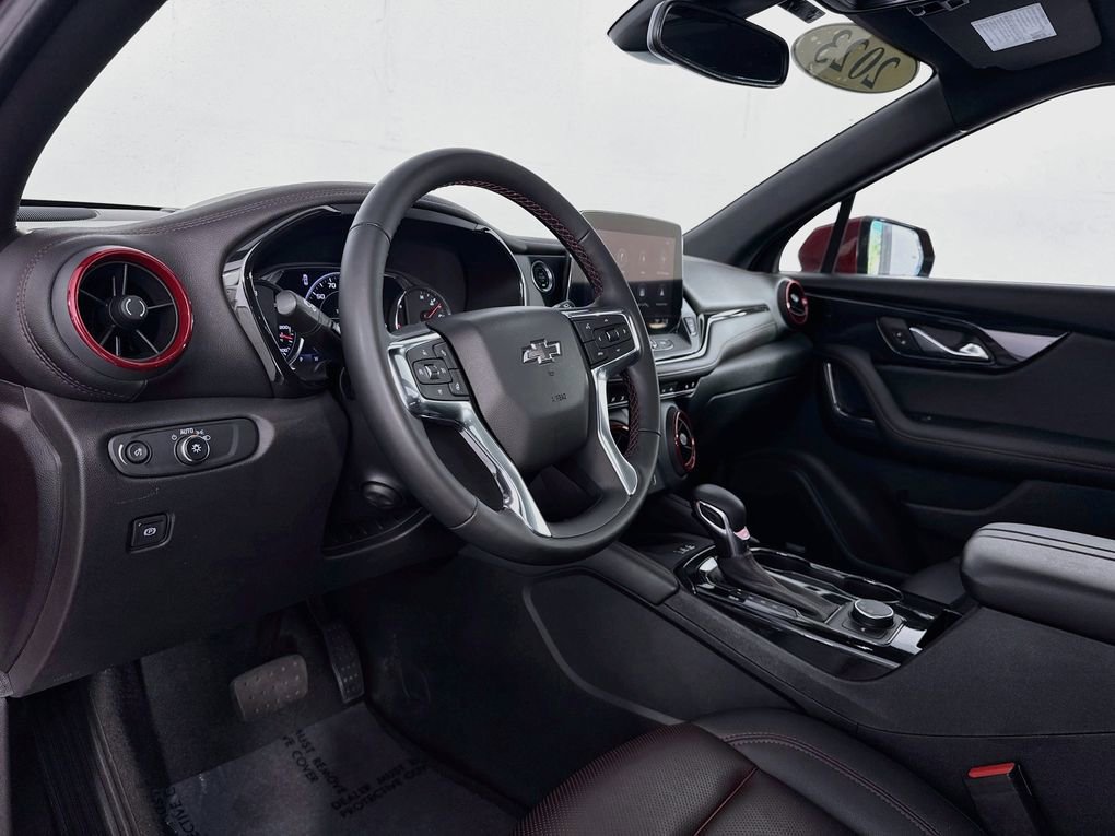 Used 2023 Chevrolet Blazer RS w/ Enhanced Convenience Package image 14