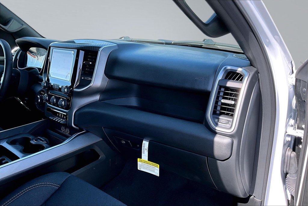 New 2026 RAM 1500 Big Horn w/ Night Edition AWD/4WD image 17