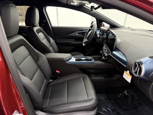 New 2026 Chevrolet Equinox EV LT image 17