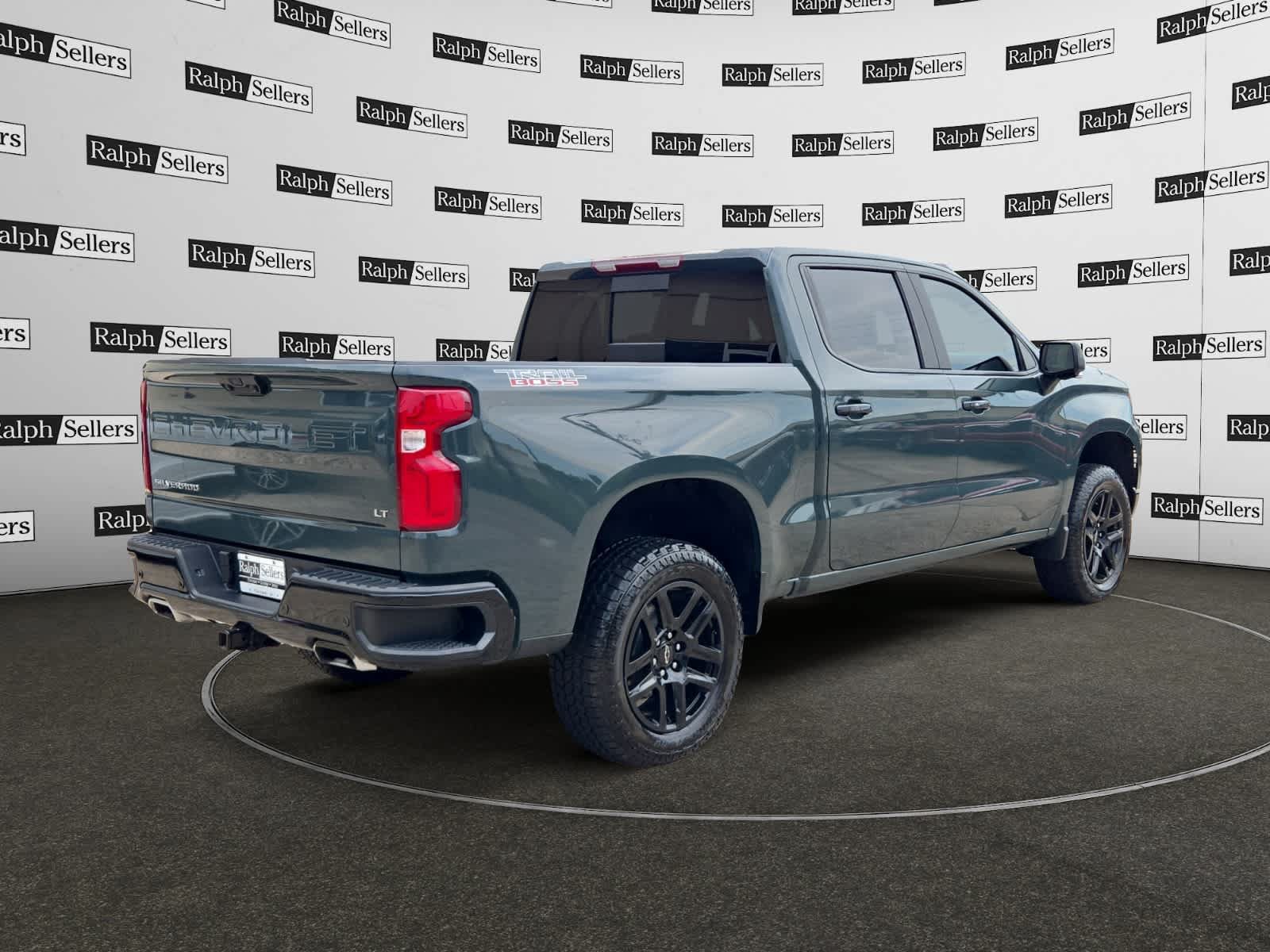 Used 2026 Chevrolet Silverado 1500 LT Trail Boss w/ LT Trail Boss Premium Package AWD/4WD image 6