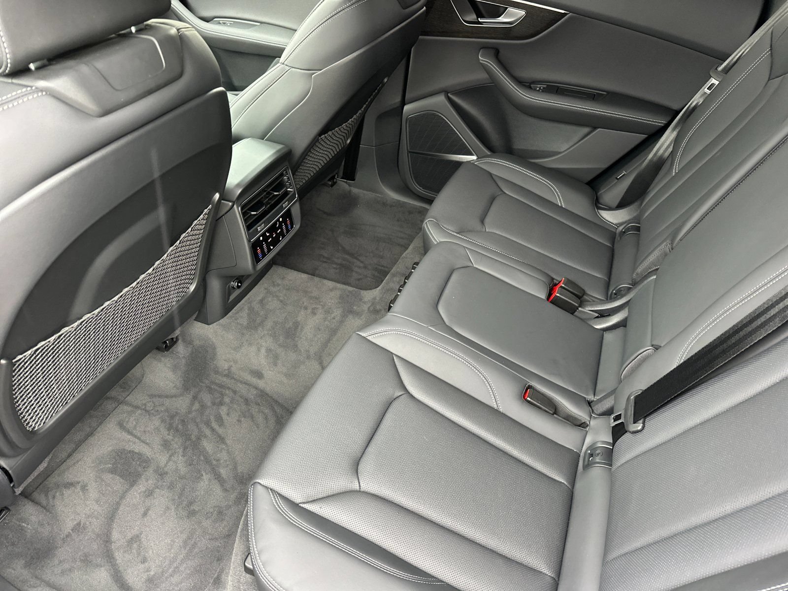 New 2027 Audi Q8 Prestige AWD/4WD image 11