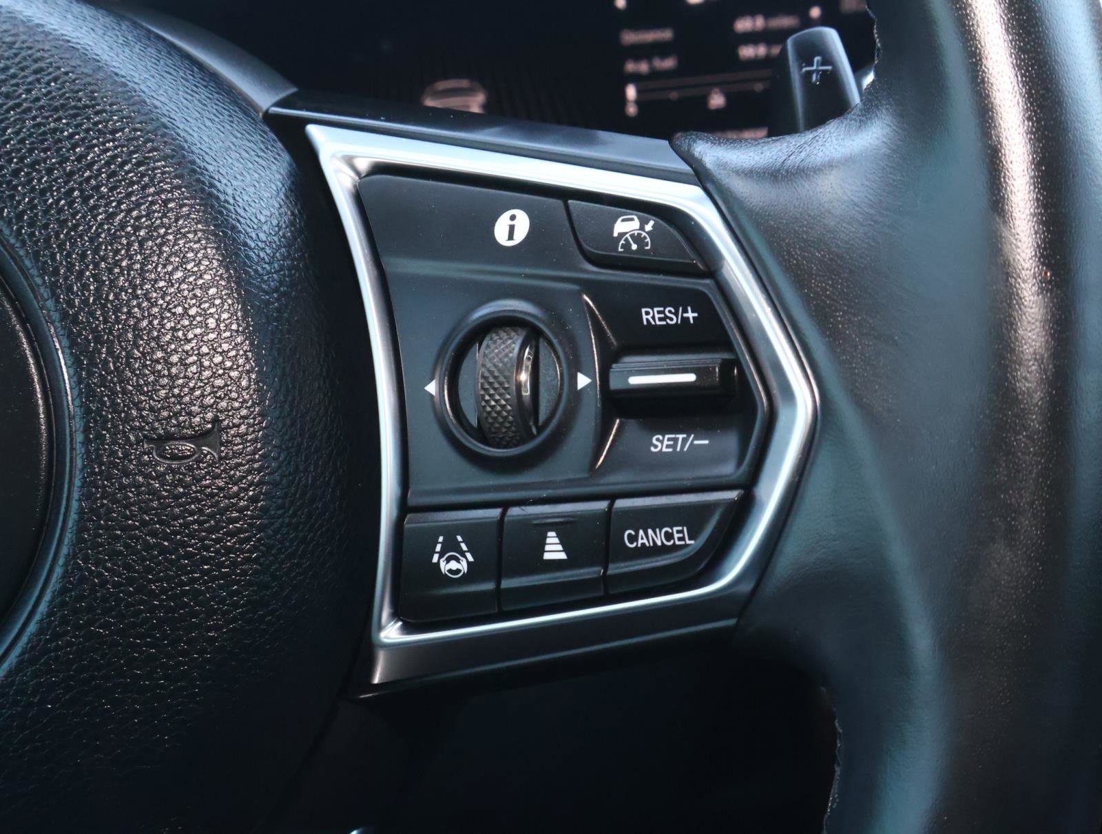 Used 2024 Acura MDX SH-AWD w/ Technology Package image 29