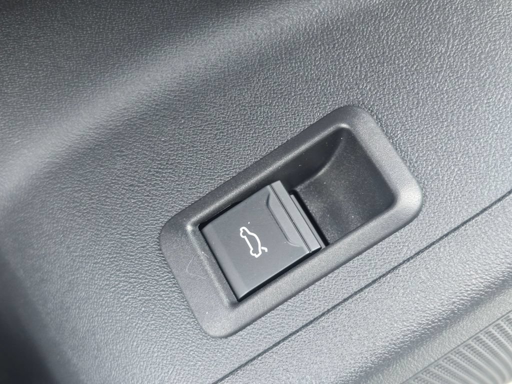 New 2027 Audi SQ6 e-tron Premium Plus AWD/4WD image 23