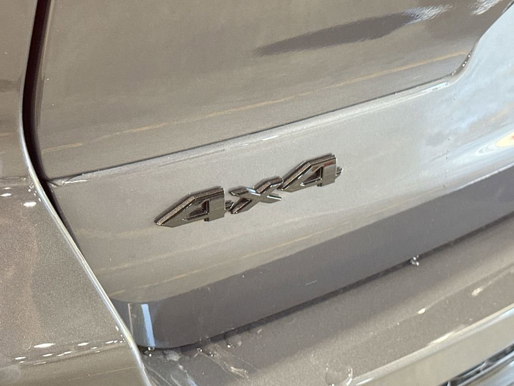 New 2025 Jeep Grand Cherokee L Laredo image 50