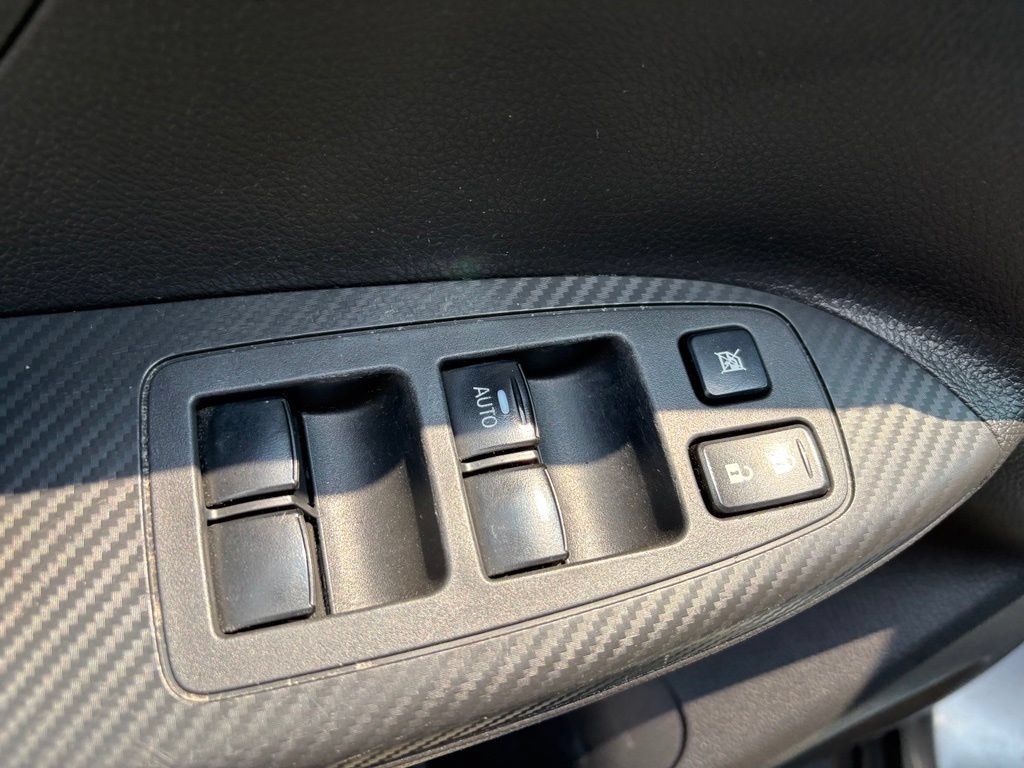Used 2019 Mitsubishi Eclipse Cross ES AWD/4WD image 12