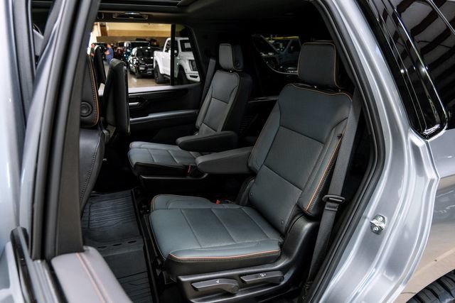 Used 2026 GMC Yukon AT4 w/ AT4 Premium Plus Package AWD/4WD image 17