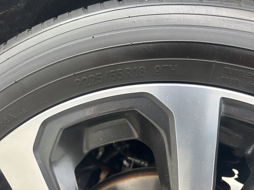 Used 2024 Subaru Forester Limited image 33