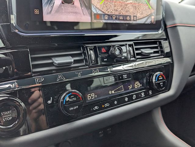 New 2026 Nissan Pathfinder Rock Creek image 16