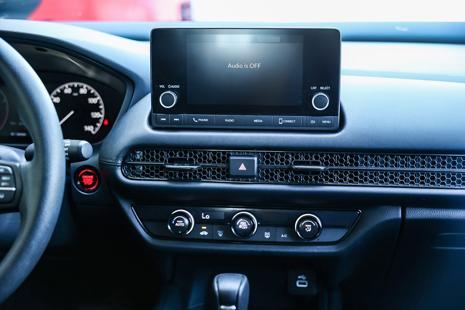 Used 2025 Honda HR-V LX image 17