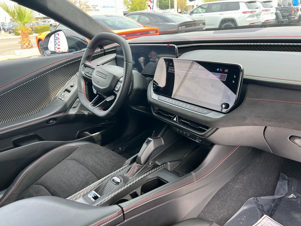 New 2024 Dodge Charger R/T Scat Pack w/ Plus Group image 11