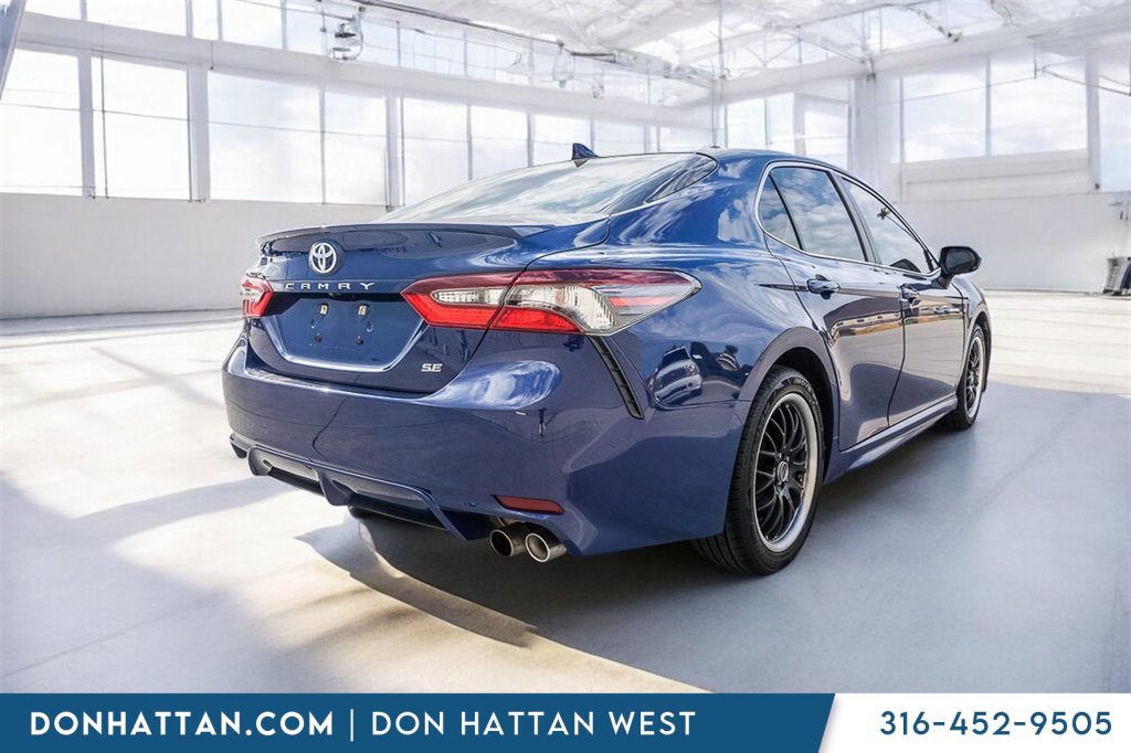 Used 2023 Toyota Camry SE w/ Cold Weather Package image 29