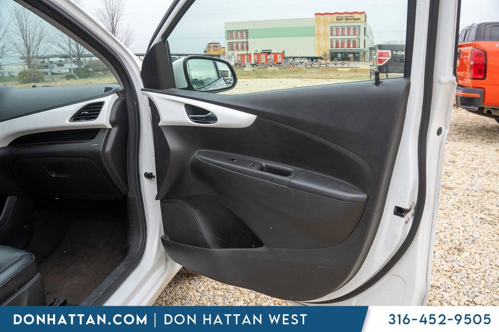 Used 2016 Chevrolet Spark LT image 22