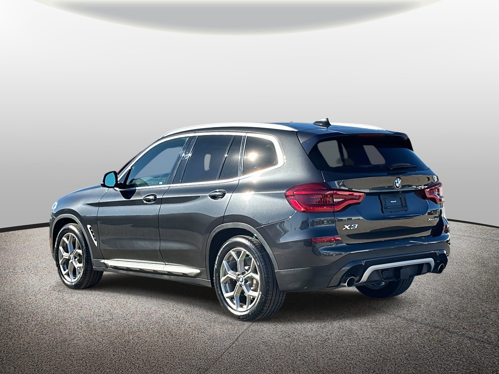 Used 2020 BMW X3 xDrive30i w/ Premium Package image 4
