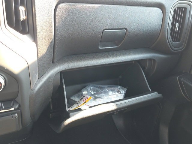 Used 2021 Chevrolet Silverado 1500 Custom image 16