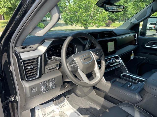 New 2025 GMC Sierra 2500 Denali w/ Denali Reserve Package image 13