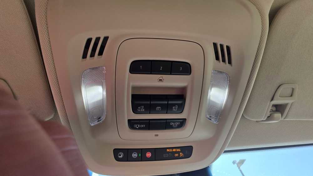 Used 2023 Buick Envision Avenir image 13