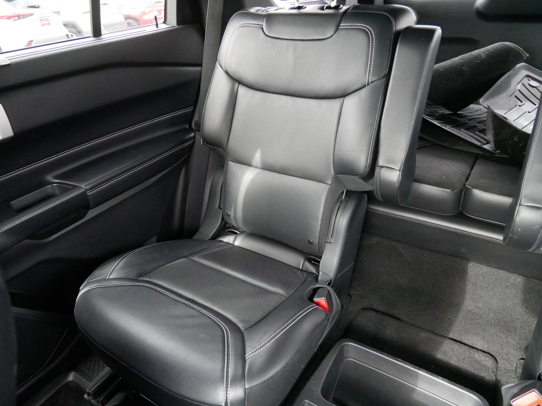 Used 2020 Ford Explorer ST AWD/4WD image 12