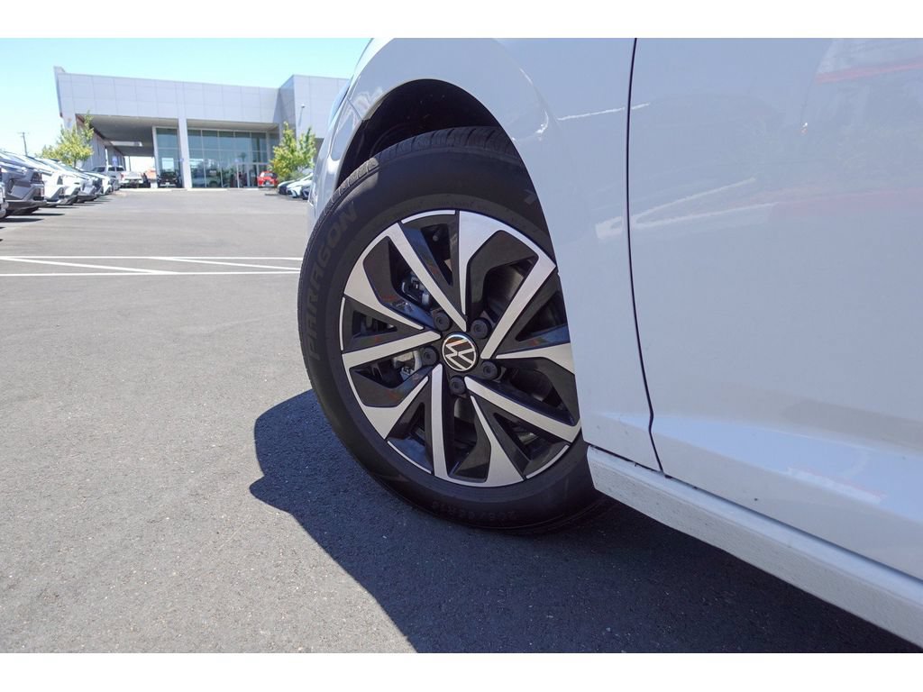 Used 2024 Volkswagen Jetta S FWD image 9