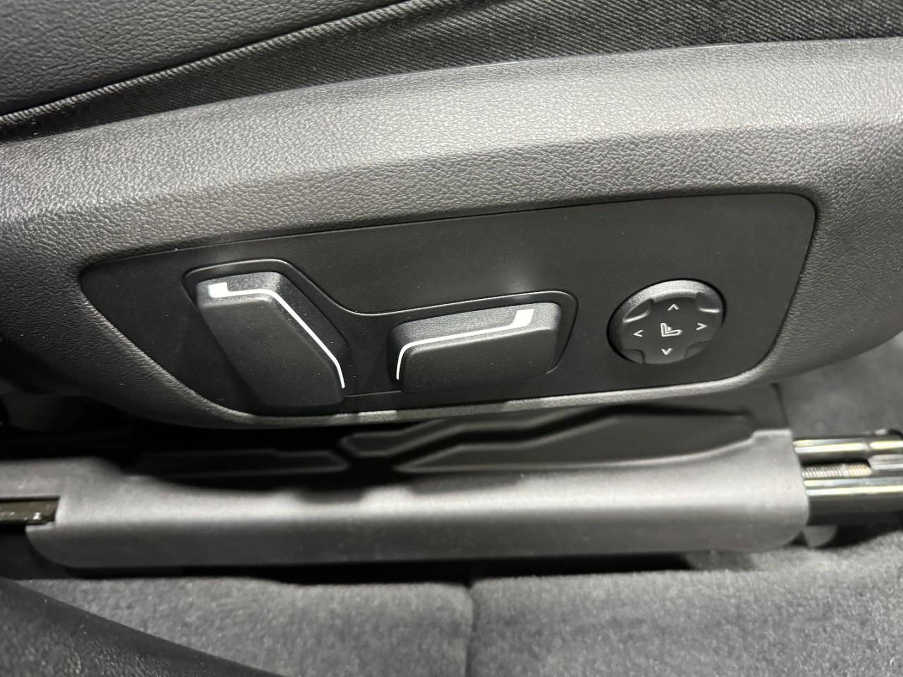 Used 2024 BMW X3 sDrive30i image 22