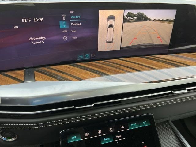 New 2026 Cadillac Escalade ESV Platinum Sport w/ LPO, Floor Liner Package AWD/4WD image 17