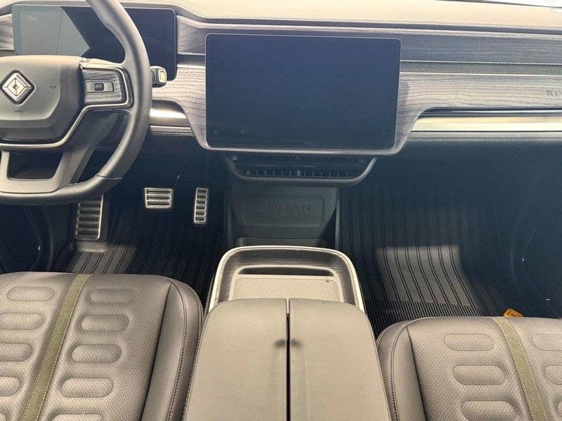 Used 2023 Rivian R1S Adventure AWD/4WD image 12