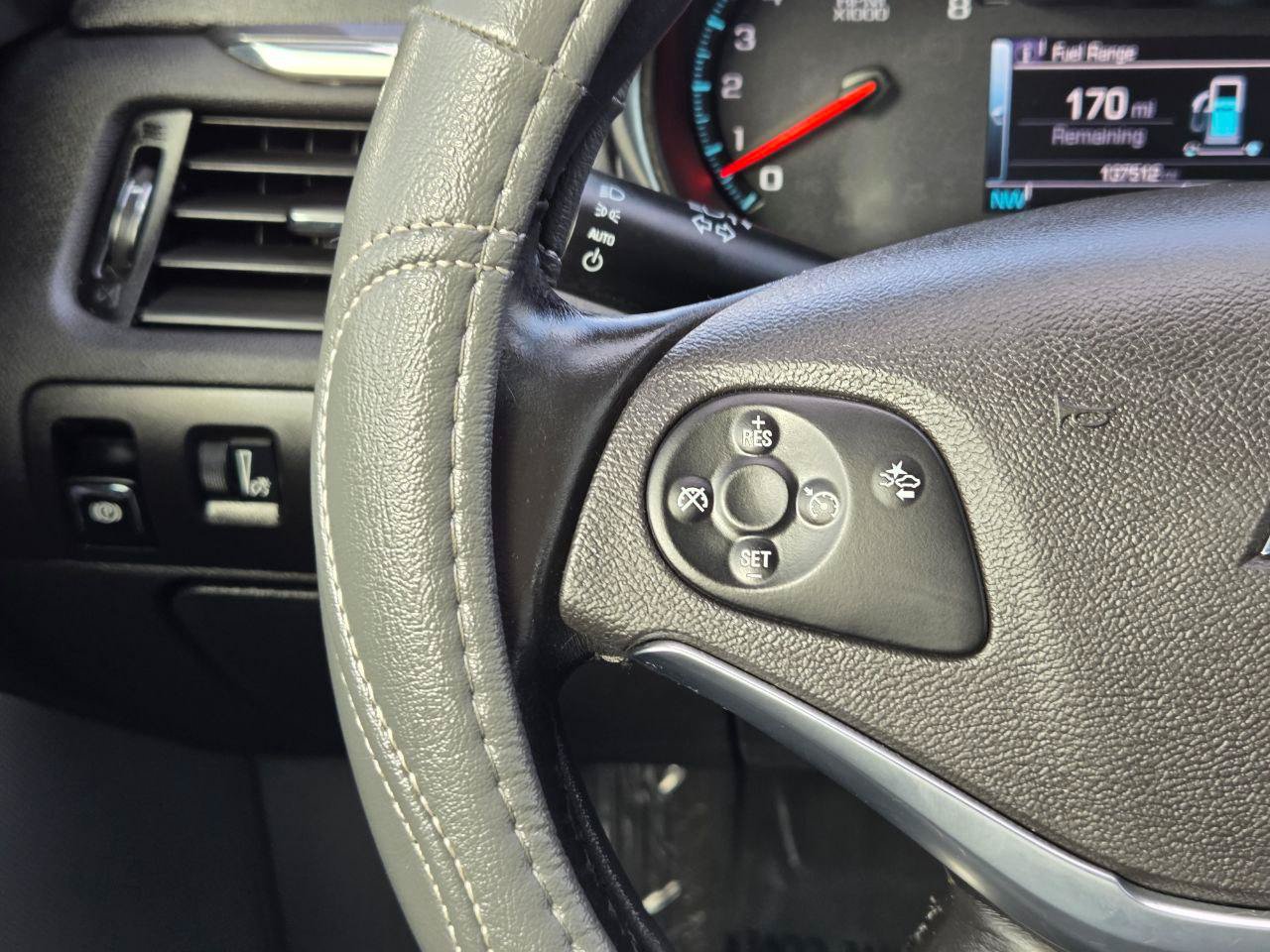 Used 2015 Chevrolet Impala LT FWD image 23