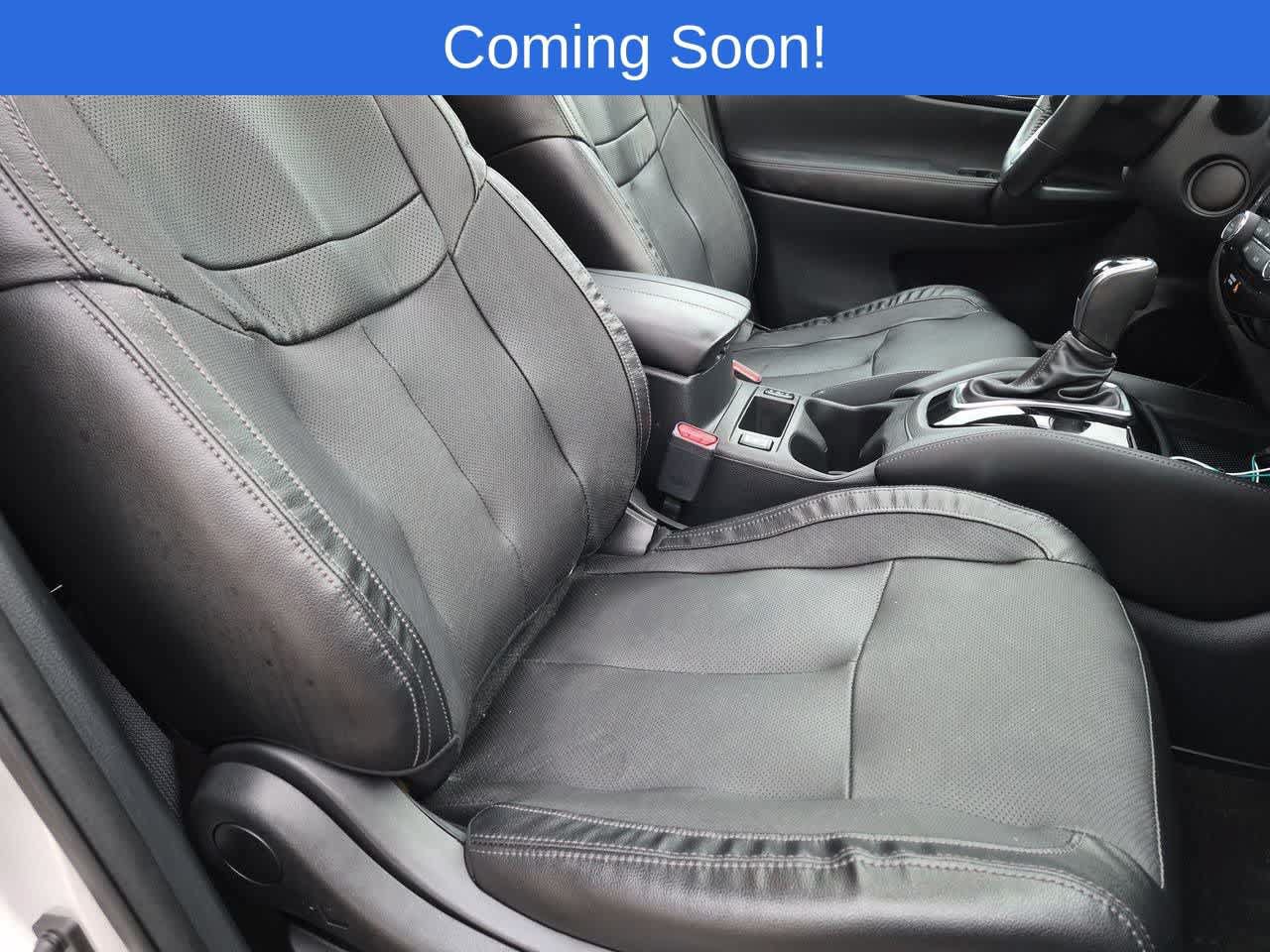 Used 2017 Nissan Rogue SL w/ SL Premium Package AWD/4WD image 15