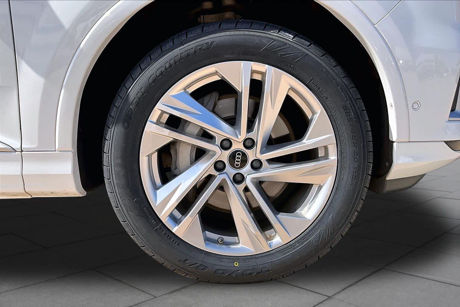 Used 2023 Audi Q7 3.0T Premium Plus AWD/4WD image 10