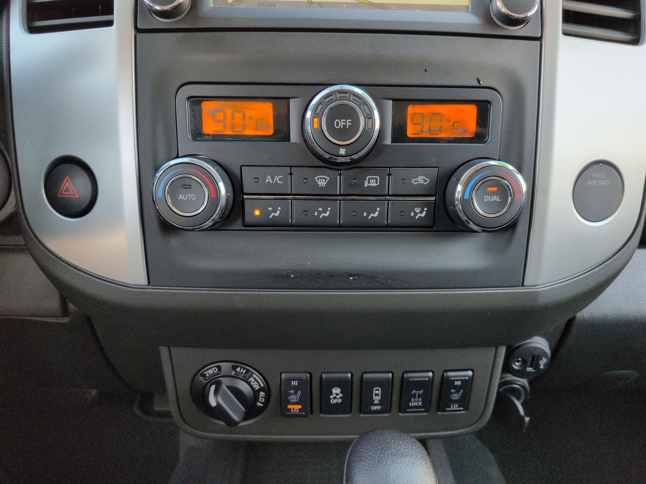 Used 2020 Nissan Frontier PRO-4X image 13