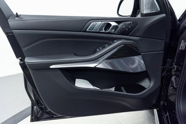New 2026 BMW X7 M60i image 15