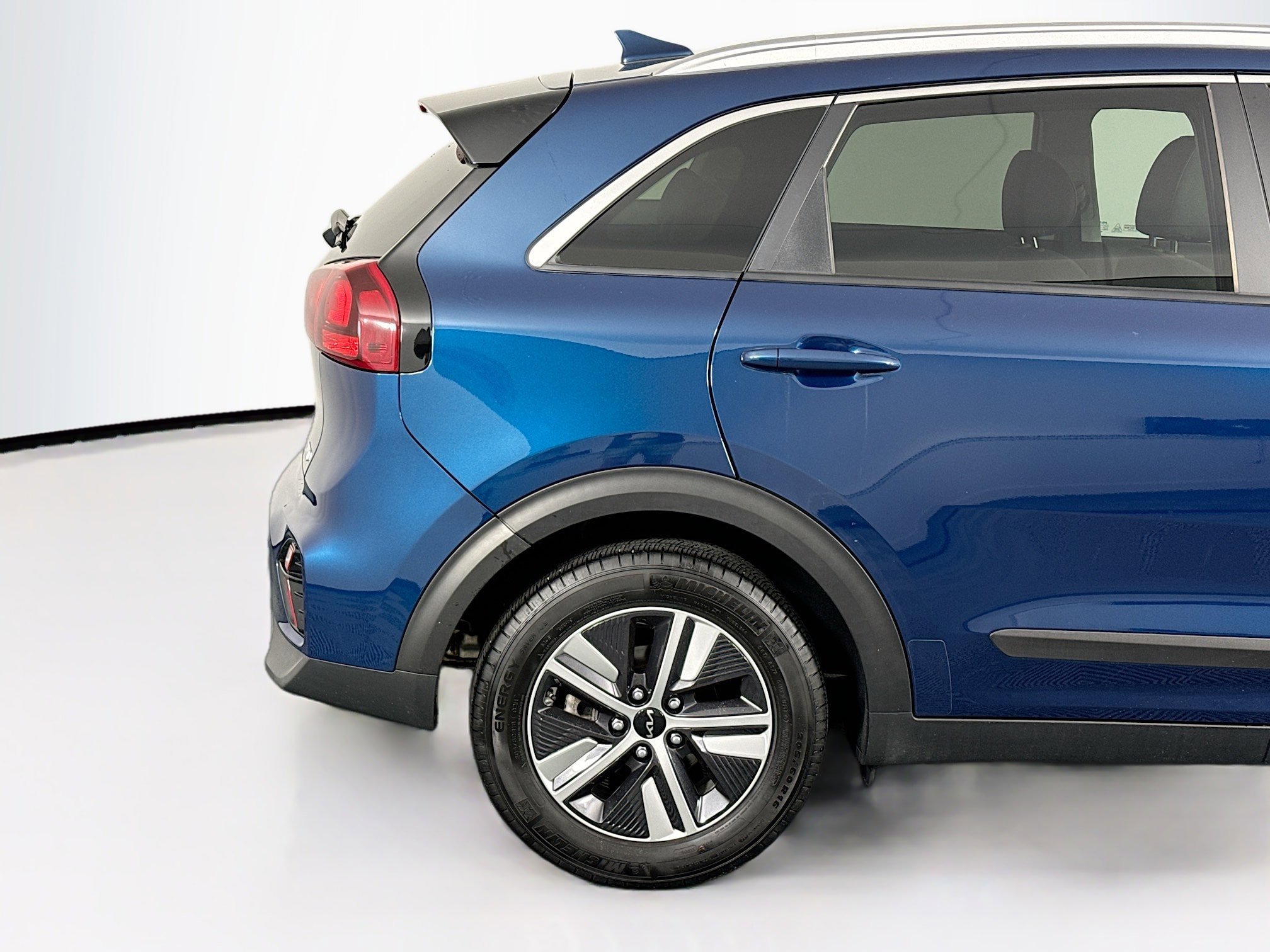 Used 2022 Kia Niro LXS image 44