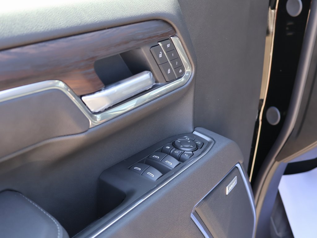 New 2025 GMC Sierra 2500 SLT w/ SLT Premium Package image 13