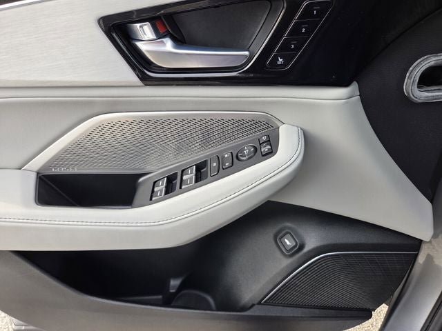 Used 2023 Acura MDX FWD w/ Technology Package image 29