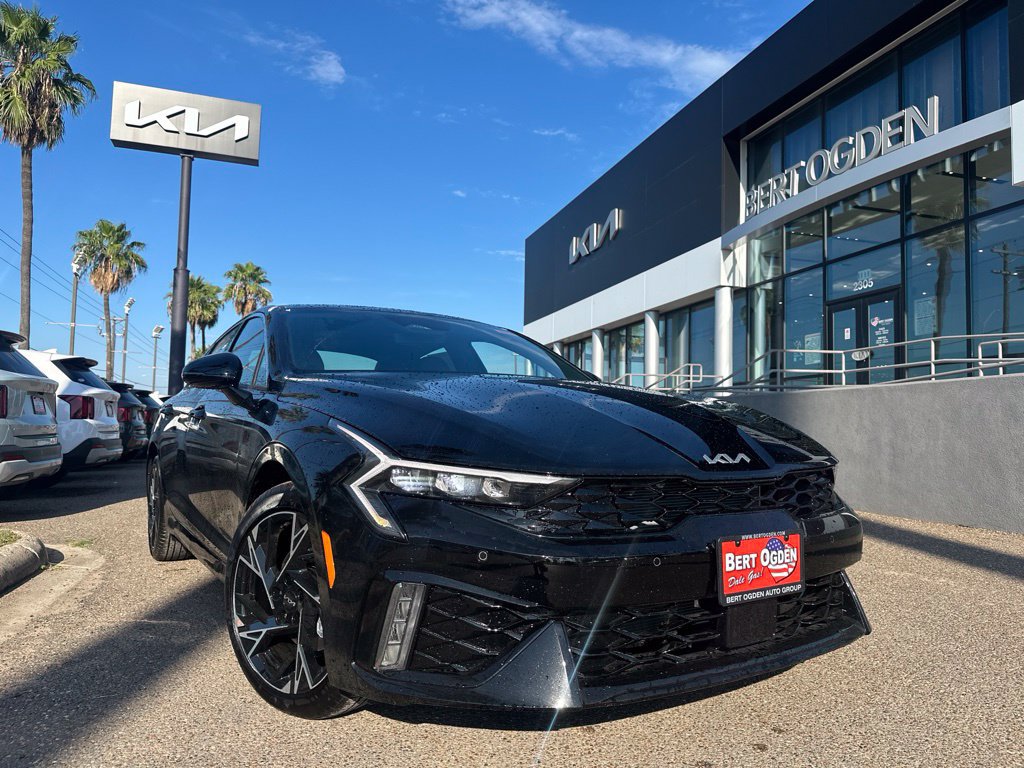 New 2026 Kia K5 GT-Line image 1