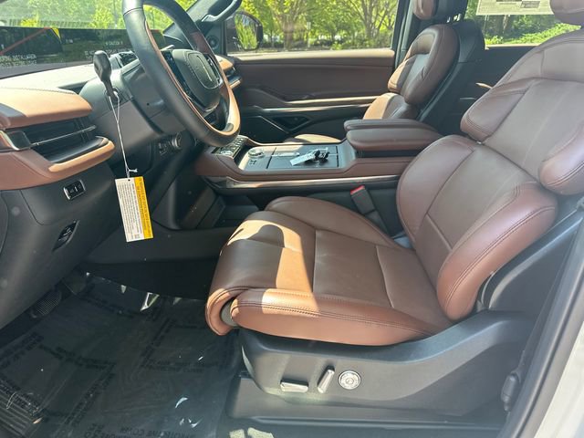 New 2026 Lincoln Navigator Reserve AWD/4WD image 10