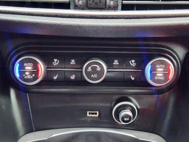 Used 2024 Alfa Romeo Stelvio Veloce image 17