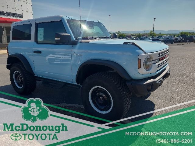 Used 2024 Ford Bronco Heritage Edition AWD/4WD image 3
