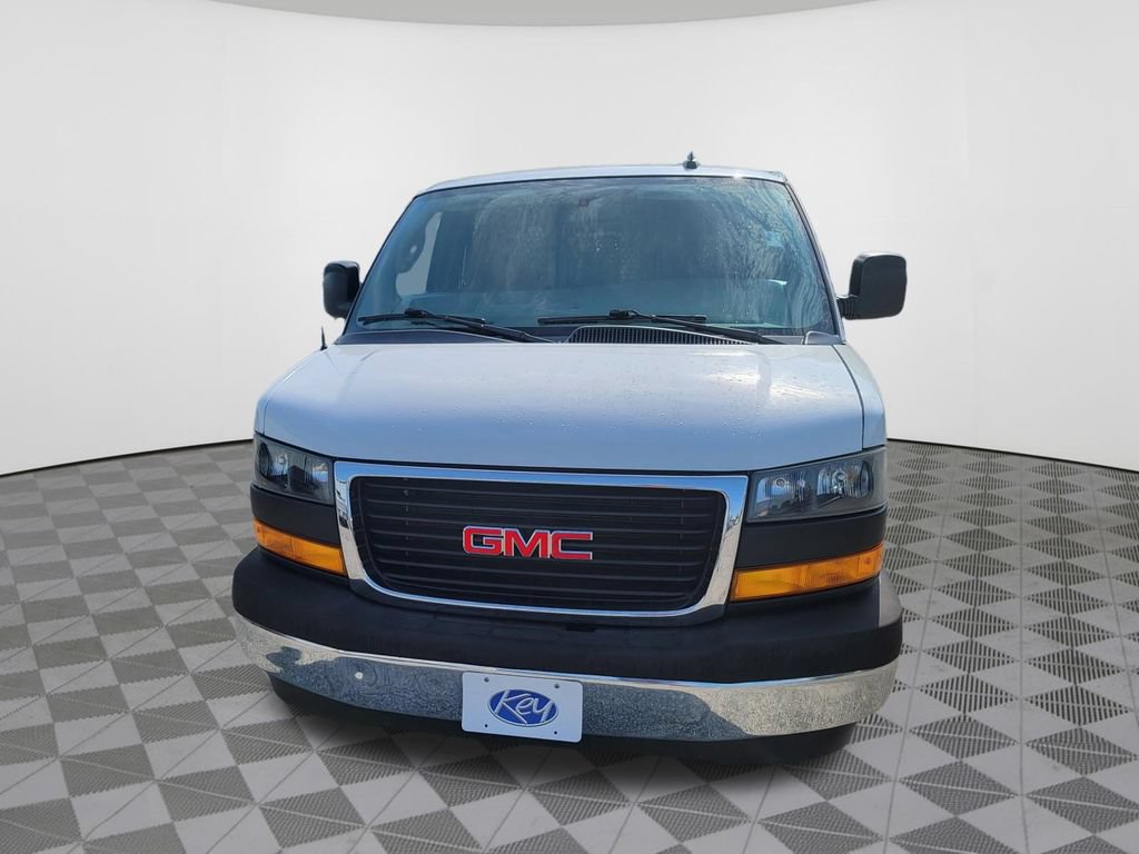 Used 2021 GMC Savana 2500 w/ Driver Convenience Package RWD image 2