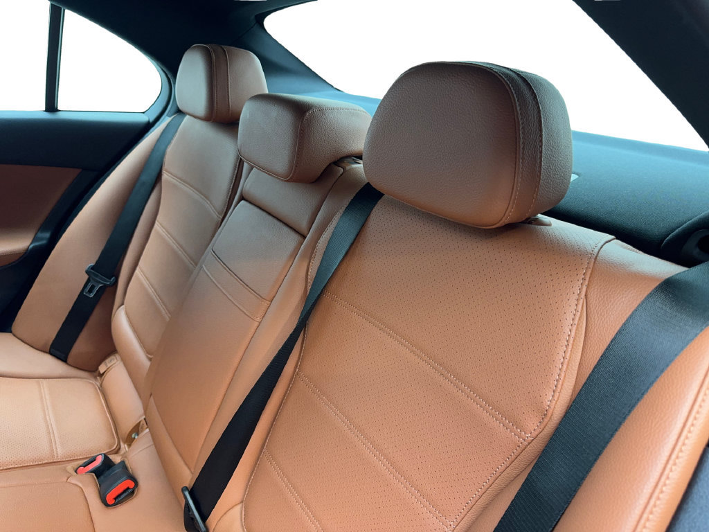 Used 2022 Mercedes-Benz C 300 Sedan image 33