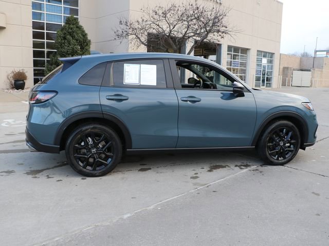 Used 2025 Honda HR-V Sport image 6